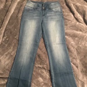 Juniors jeans